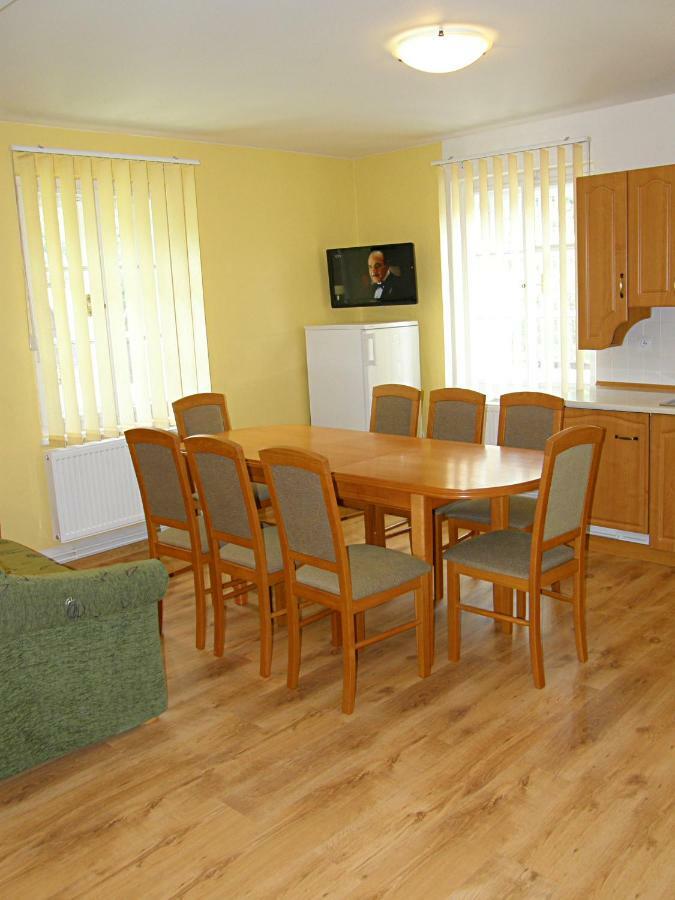 Apartmany Ilona โรกีนีซ นัด ยีเซอโร ภายนอก รูปภาพ