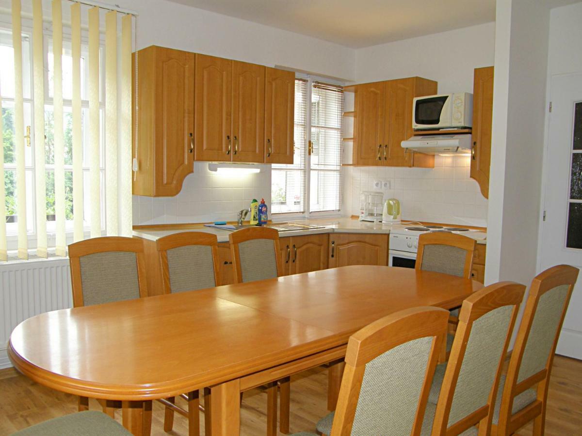 Apartmany Ilona โรกีนีซ นัด ยีเซอโร ภายนอก รูปภาพ